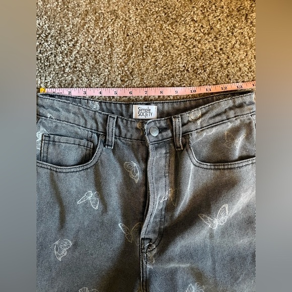 Simple Society Butterfly Jeans size 27 women’s/5 juniors - Picture 9 of 10